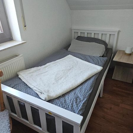 Zur Langen Heide Apartamento Hildburghausen Exterior foto